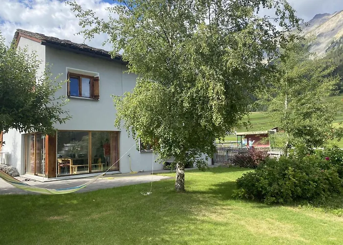 Tgesa Grischa By Interhome Apartmán *